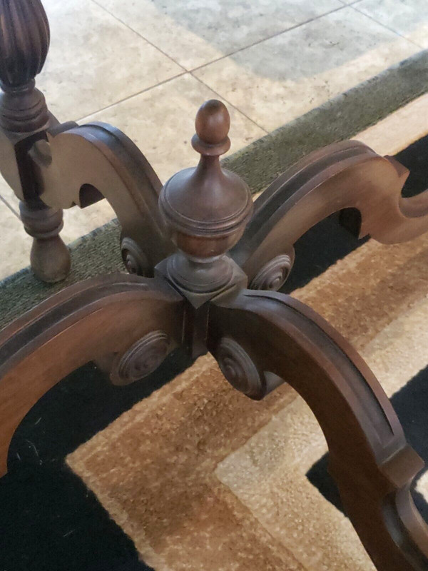 Vintage Parlor Entry Mersman Table #4175 1/2 Inlay Carved Brown 30x36x22 gallery