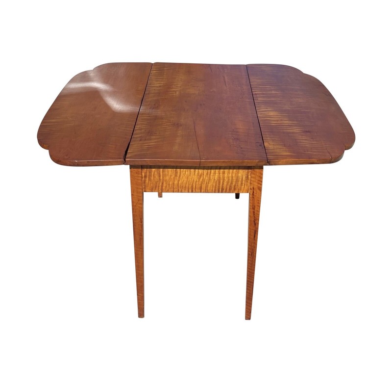 ANTIQUE FEDERAL PERIOD HEPPLEWHITE TIGER MAPLE DROP LEAF TABLE WITH OVOLO TOP gallery