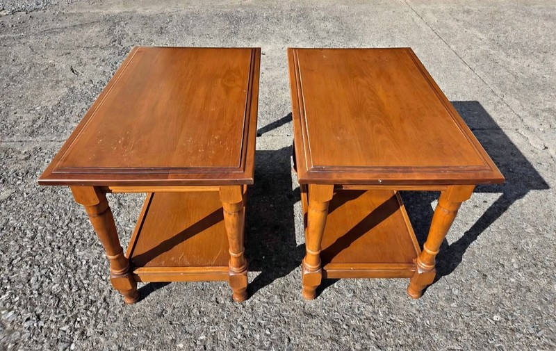Matching Pair of Sprague & Carleton Vintage Rock Maple End Tables