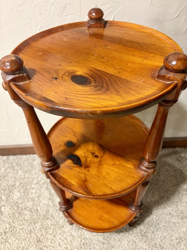1970s Ethan Allen Old Tavern Collection Pine 3-Tier Etagere Stand Table gallery