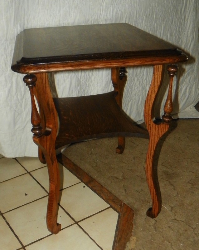 Quartersawn Oak Center Table / Parlor Table (PRT40) gallery