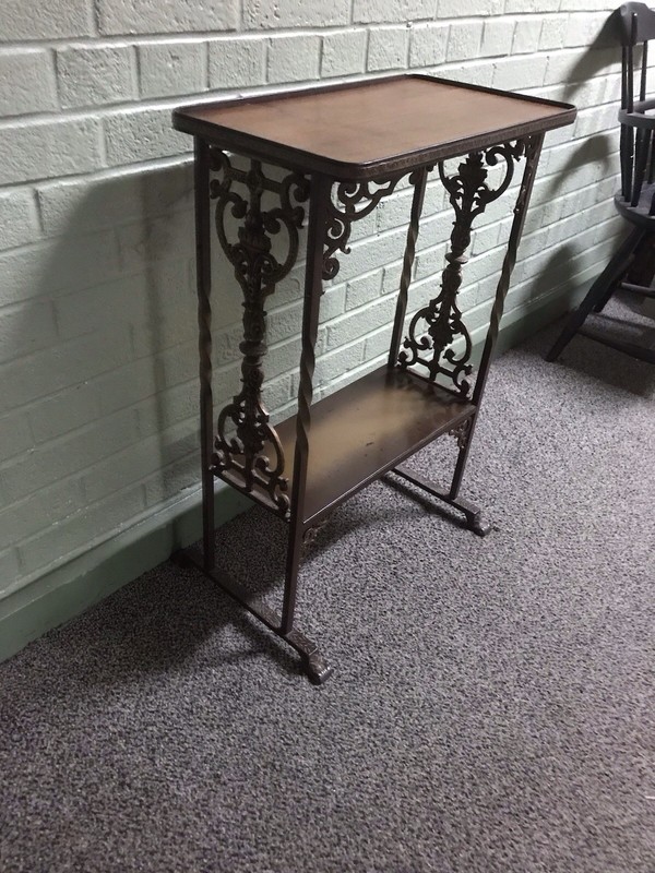 RARE ANTIQUE VTG ORNATE CAST METAL AQUARIUM STAND SIDE TABLE 28 1/4 TALL X 18.5”