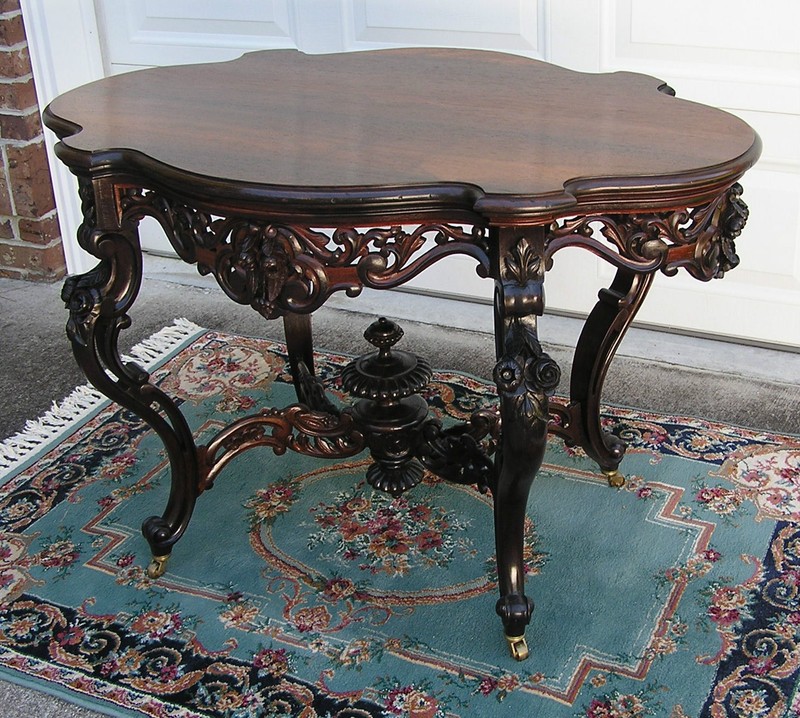 BEAUTIFUL VICTORIAN LAMINATED ROSEWOOD MEEKS CENTER TABLE