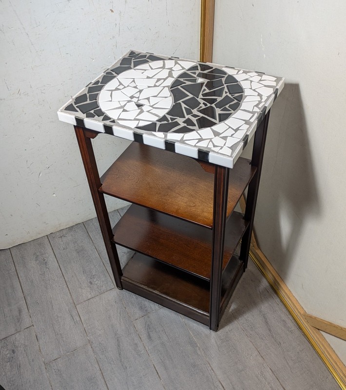 Vintage Bombay Company Yin Yang Mosaic Tile Top Table Shelf Plant Stand Asian