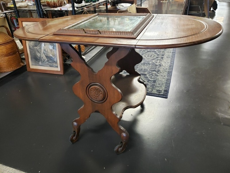 Early 20th Cent. English Victorian Walnut Two-Tier Drop Leaf Serving Cart & Tray gallery