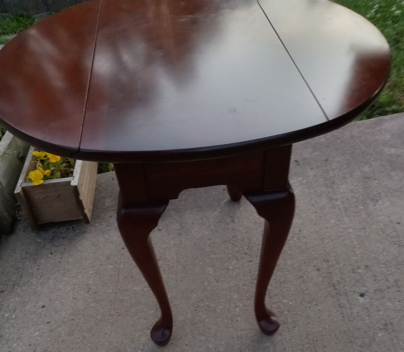 Solid Cherry Dropleaf End Table / Side Table by Pennsylvania House (ET396) gallery