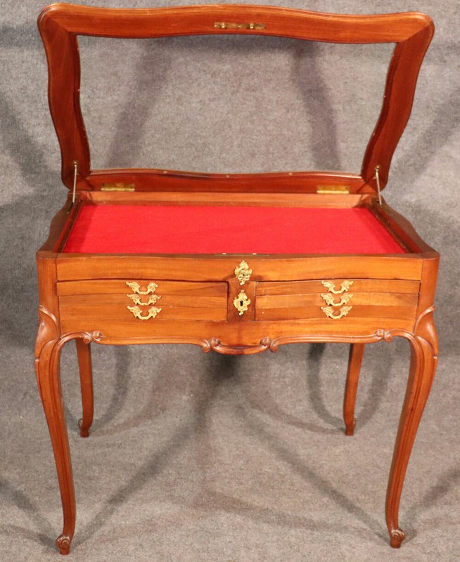 Lockable French Louis XV Walnut Jeweler’s Display Table Vitrine with Drawers