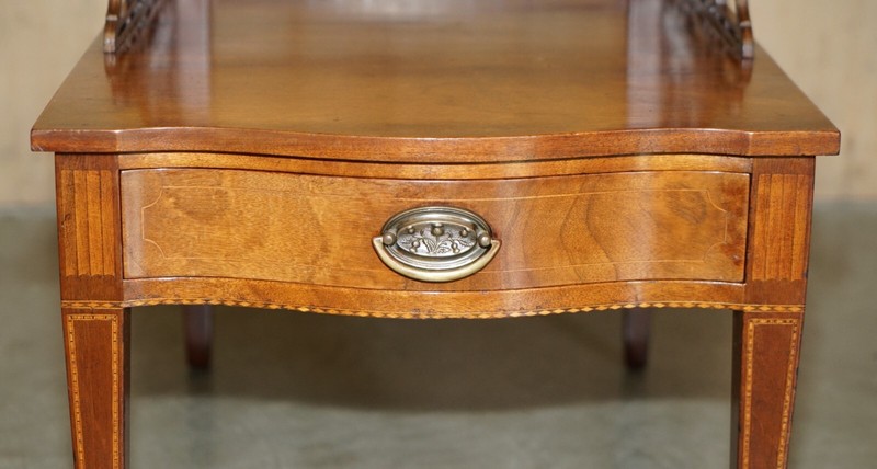 PAIR OF WALNUT FRET WORK CARVED THOMAS CHIPPENDALE SHERATON REVIVAL SIDE TABLES gallery