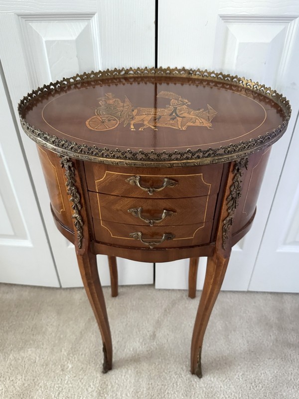 Antique 1920s Louis XV French Walnut Marquetry Side Table w/Ormolu Bronze D'or gallery