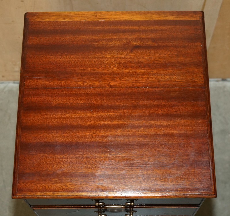 VINTAGE MID CENTURY MODERN FLAMED MAHOGANY RECORD PLAYER MEDIA CABINET gallery