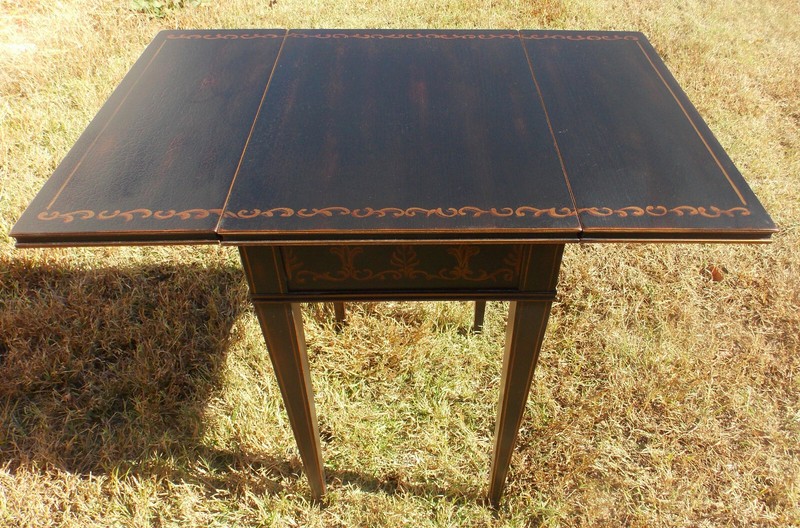 Black Hand Painted Crackle Finish Dropleaf End Table / Side Table (ET412) gallery