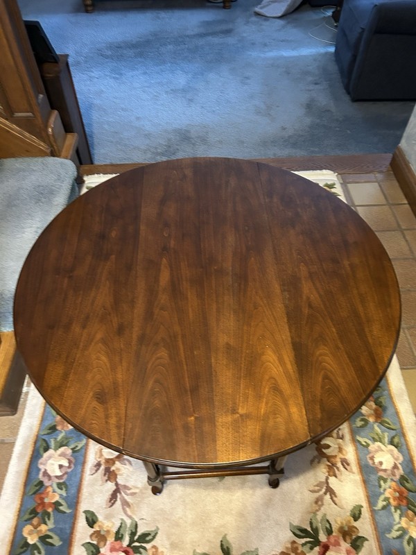 Baker Furniture Queen Anne Walnut Drop Leaf Coffee Table gallery
