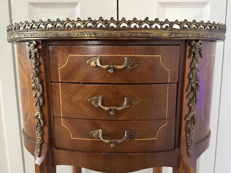 Antique 1920s Louis XV French Walnut Marquetry Side Table w/Ormolu Bronze D'or gallery