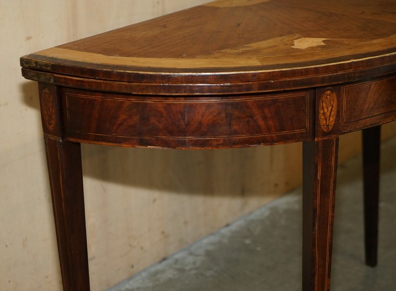 ORIGINAL DISTRESSED ANTIQUE GEORGIAN SHERATON DEMI LUNE CARVED TABLE LEATHER TOP gallery