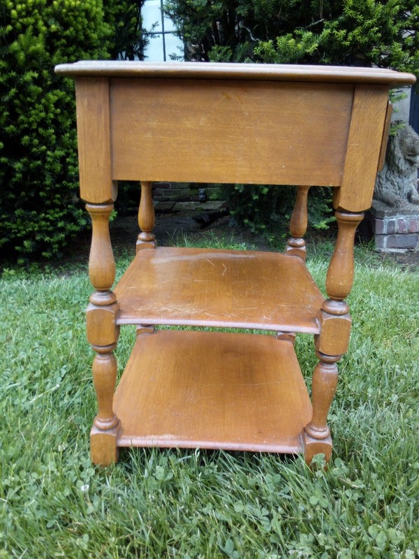 Tiered End Table / Side Table Vintage gallery