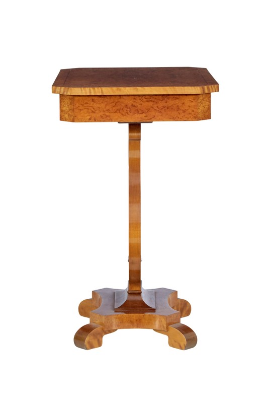 19TH CENTURY SWEDISH BIRCH LYRE FORM OCCASIONAL TABLE gallery