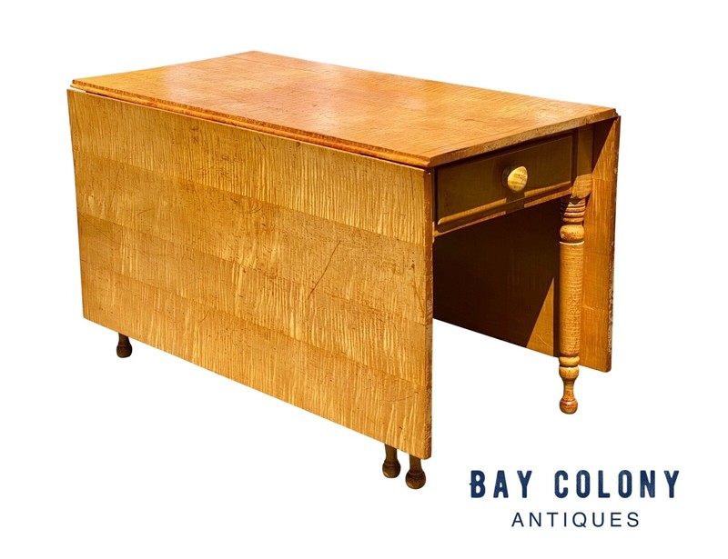 FEDERAL STYLE TIGER MAPLE GATELEG DINING TABLE WITH BOLD GRAIN AND LARGE DRAWER gallery