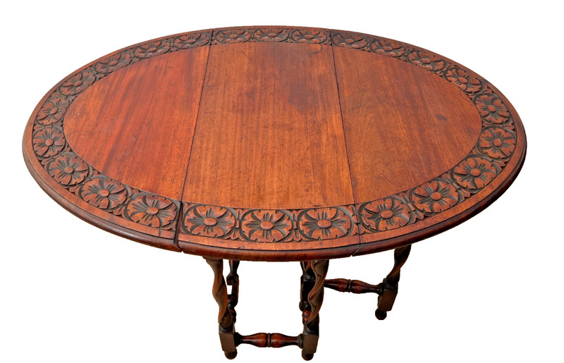 Antique Oval Gate Leg Kitchen Table Drop side Leaf Carved Mahogany Barley Twist