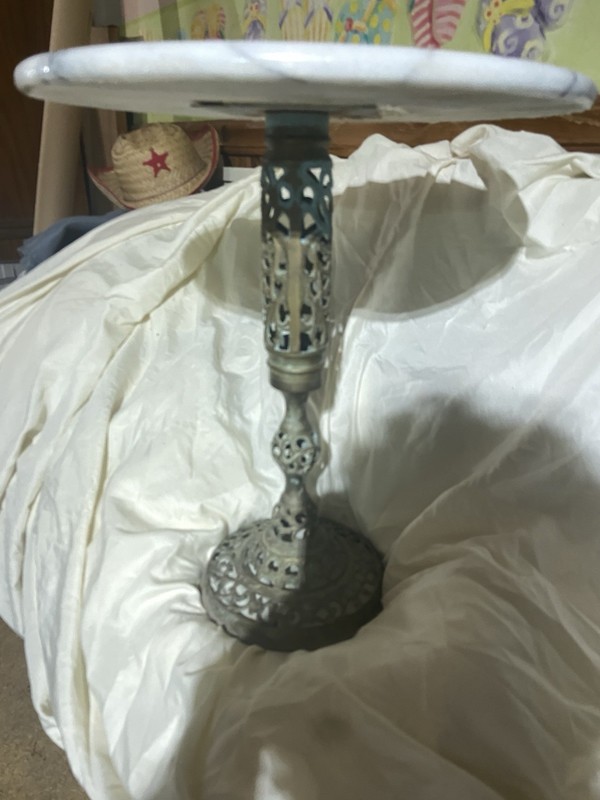 Vintage Marble Top Accent Table Ornate Brass Pedestal Base 1950s gallery