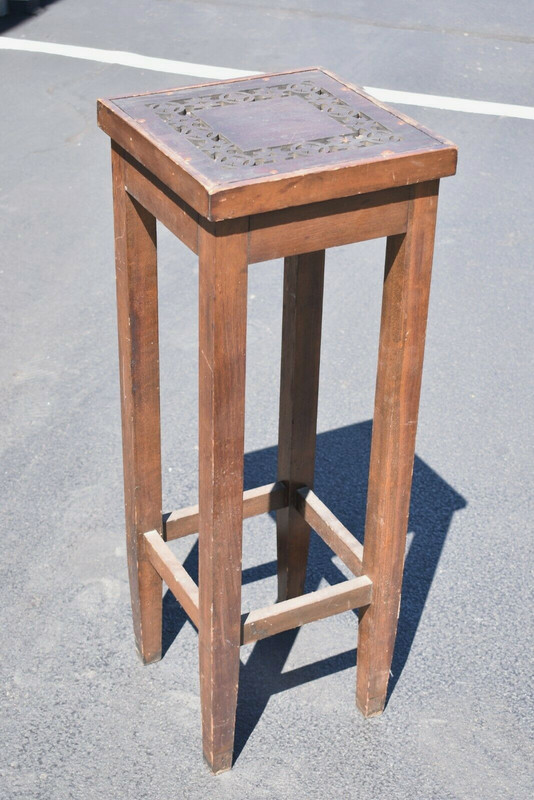 Nice Older Wood Credence Table, Side Table (CU323) chalice co