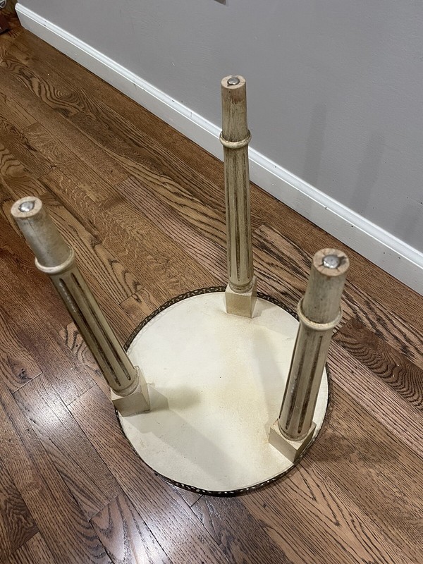 Vtg Wood Side Table Plant Stand Fluted Tapered Legs Brass Tone Metal Edging NL gallery