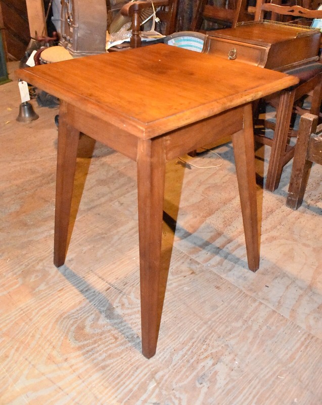 Vintage Oak Table with Splay Legs Antique Furniture gallery