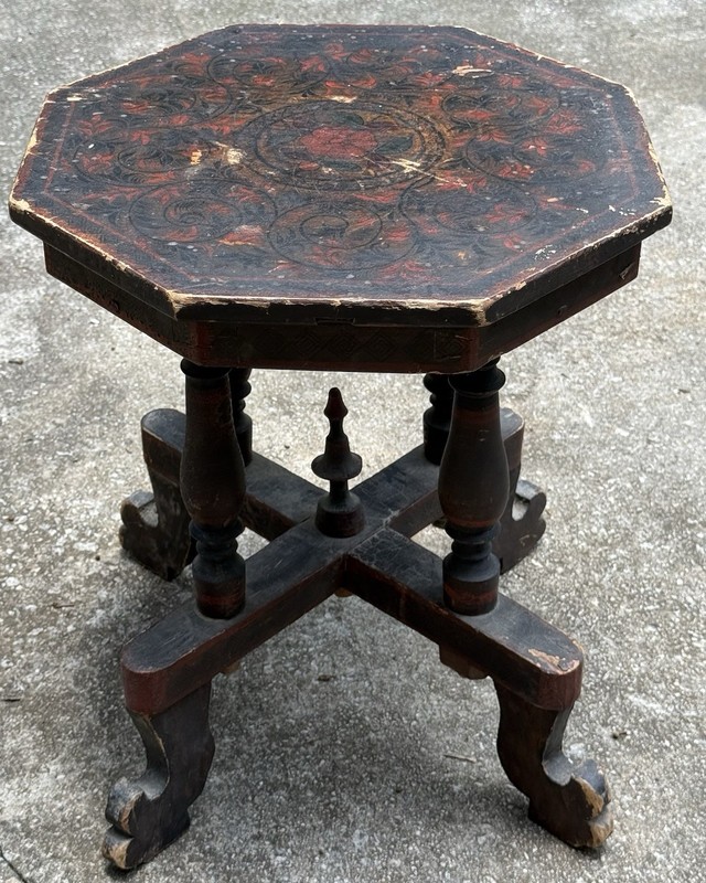 Antique French Guèridon Side Table Wood Ornate Rose Design