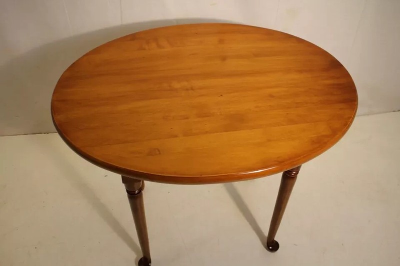 Great Pair of Queen Anne Style Solid Maple Oval Side End Tables gallery