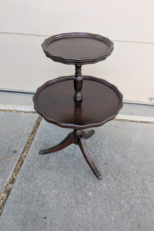 Antique Mahogany Round Pie Crust 2-Tier Pedestal Dumbwaiter Duncan Phyfe Table