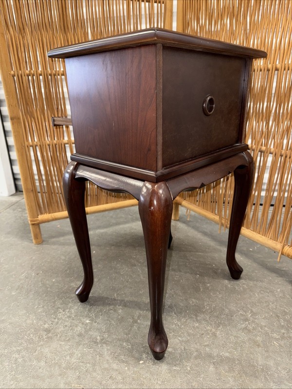 Vintage Bombay Queen Anne Furniture Telephone Table Mahogany gallery