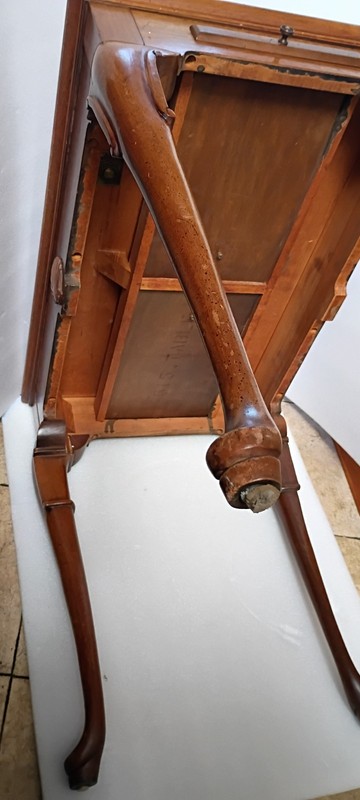 Hickory Chair Co. Queen Anne Style Tea Table with 2 pullout trays. NEEDS RESTOR gallery