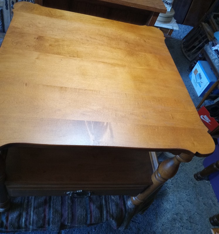 Mid Century Sprague & Carlton End Table / Side Table (ET186) gallery