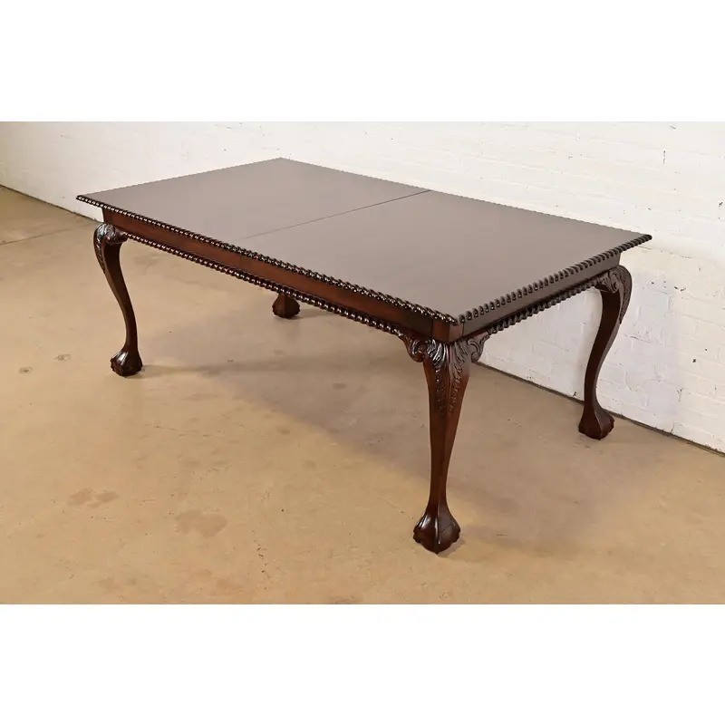 Henredon Style Chippendale Mahogany Extension Dining Table, Newly Refinished gallery