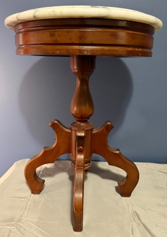 VINTAGE 1950s Carrara Marble Top Mahogany Pedestal Table w/ Cabriole Legs 18.5" gallery