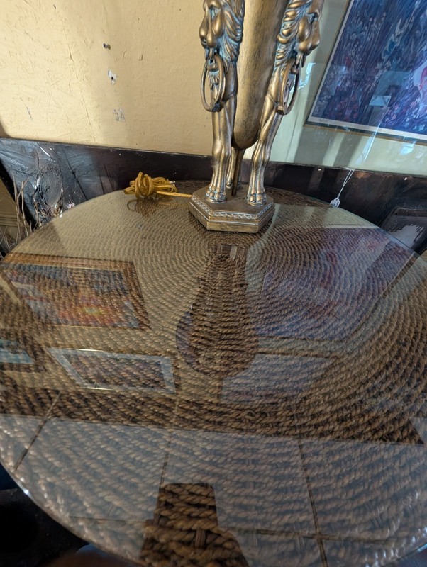 Wicker Queen Ann table gallery