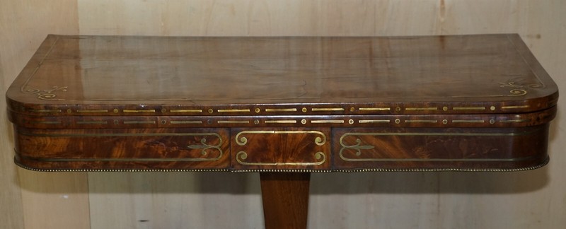 RESTORED ANTIQUE REGENCY CIRCA 1815 MAHOGANY & BRASS INLAID CARD GAMES TABLE gallery
