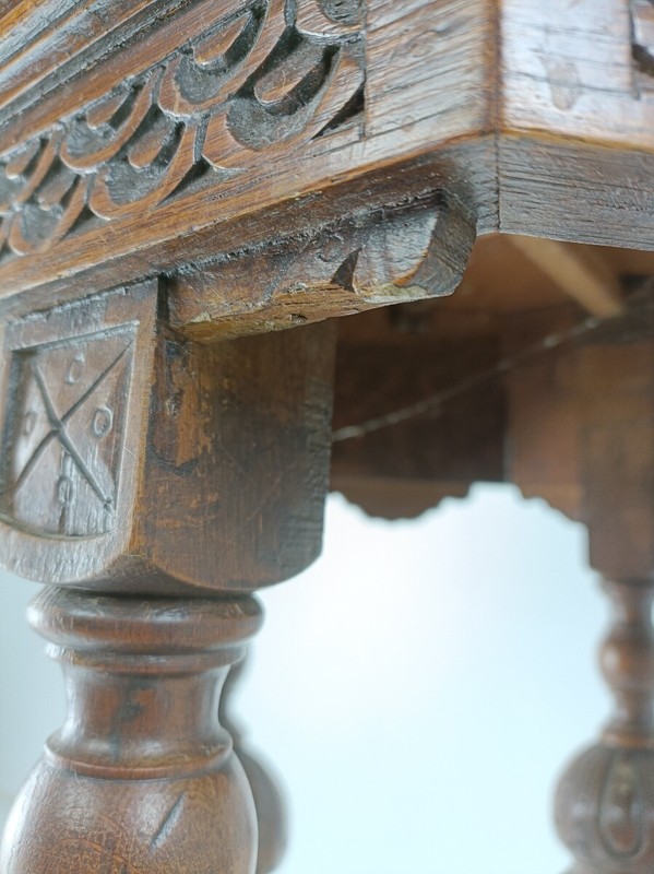 Exquisite Side Table Antique 19th century octagonal Hand Carved Ornate wood gallery