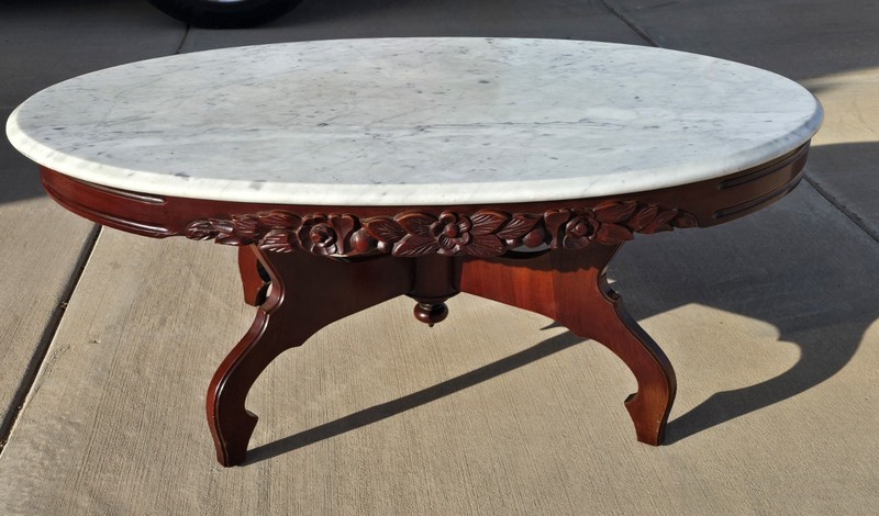 Kimball Italian Marble Mahogany Victorian Renaissance Carved Oval Coffee Table