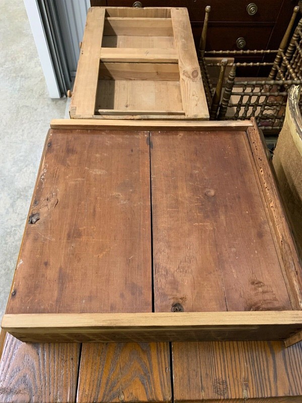 Antique Southern Biscuit Table (19th c.) gallery