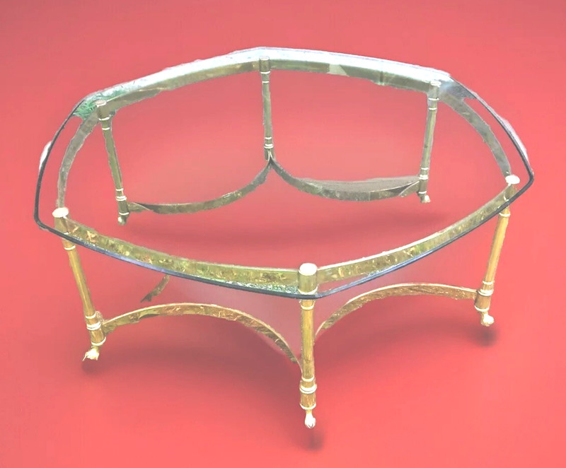 VINTAGE 6 LEG BRASS AND GLASS COFFEE TABLE WITH HORSE HOOF FEET