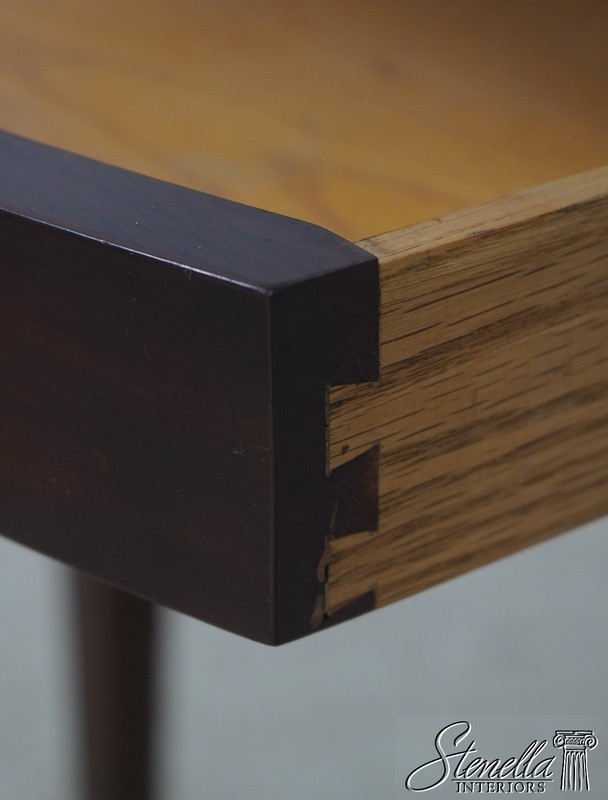 72246: HENKEL HARRIS Mahogany Dropleaf Pembroke Table gallery