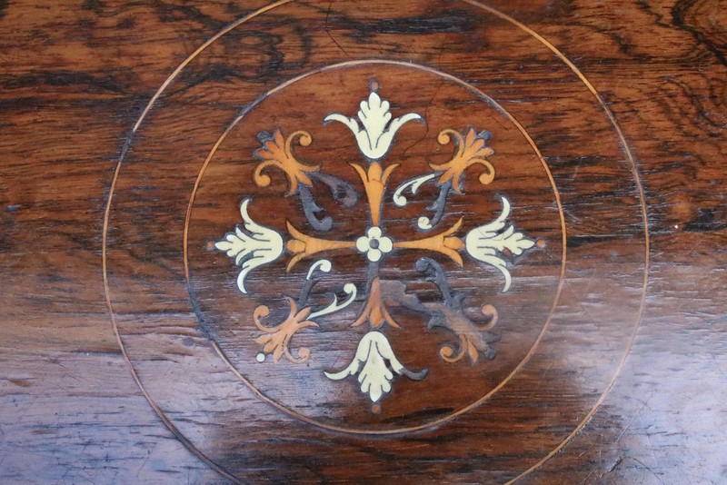 Victorian Aesthetic Movement Octagonal Inlaid Occasional Table on Castors – Pie gallery