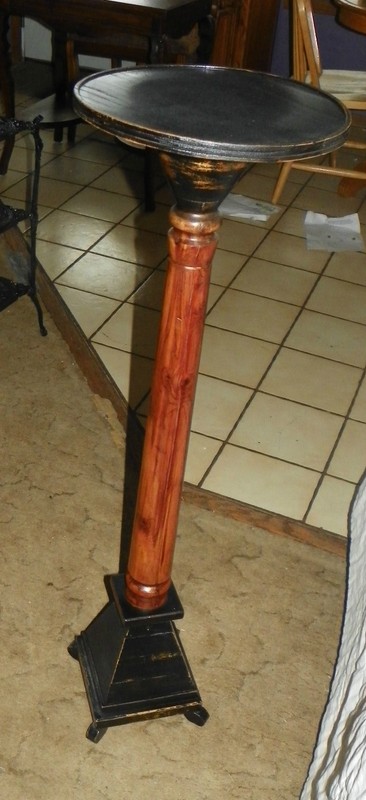 Oak & Cedar Pedestal Plant Stand (PS71) gallery