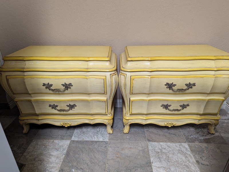2VINTAGE KARGES BOMBAY(BOMBE) CHEST NIGHTSTANDS LOUIS XV FRENCH PROVINCIAL STYLE