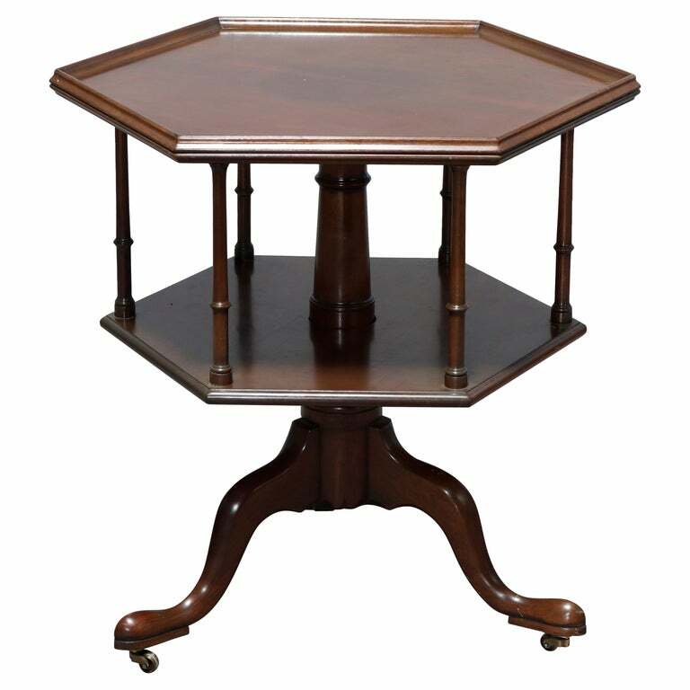 Kittinger Colonial Williamsburg Queen Anne Mahogany Revolving Server, 20th C