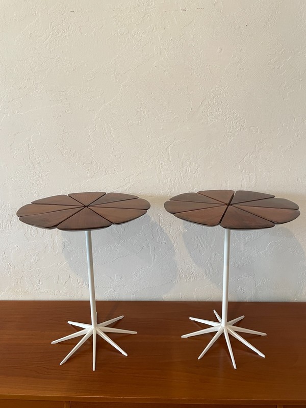 Schultz Petal End Table for Knoll gallery