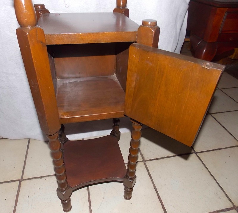 Mahogany Smoke Stand (SS-15) gallery