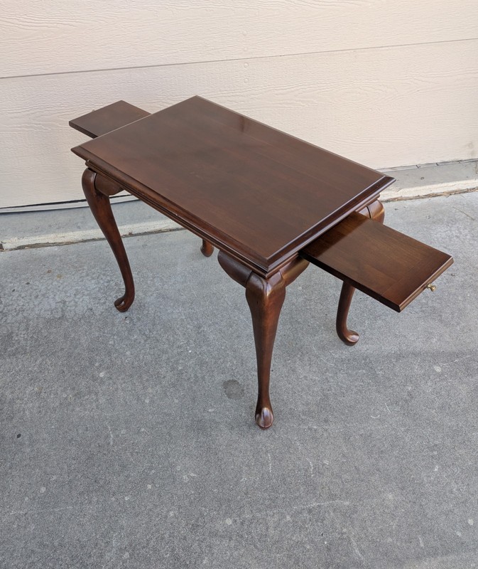 Vintage Cherry Wood Queen Anne Georgian Tea Table with Pull Out Candle Trays A