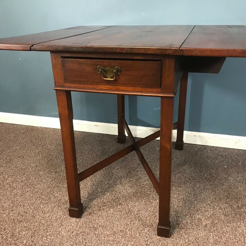 18th Century Walnut Pembroke Table gallery
