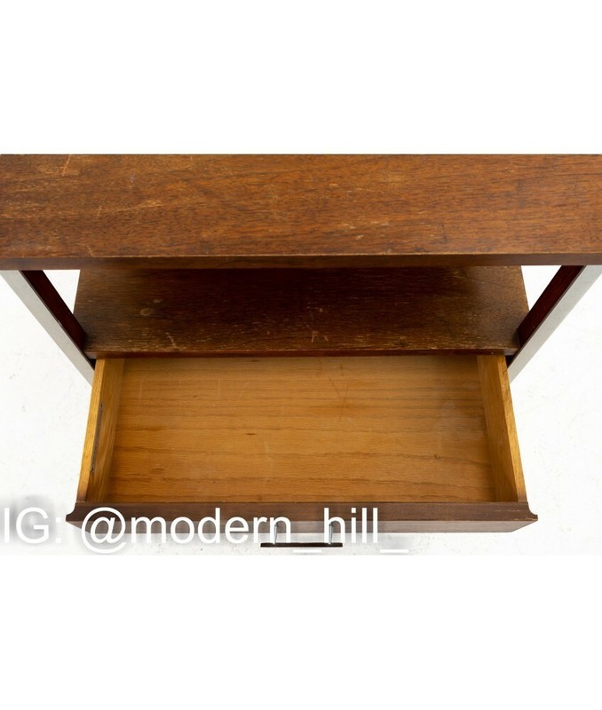 Paul McCobb for Calvin Linear Mid Century Side End Table gallery
